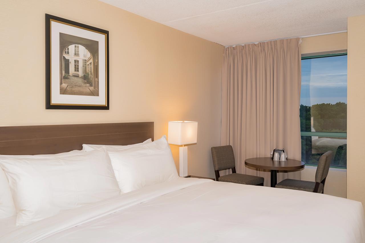 Days Inn By Wyndham Niagara Falls Lundys Lane Bagian luar foto