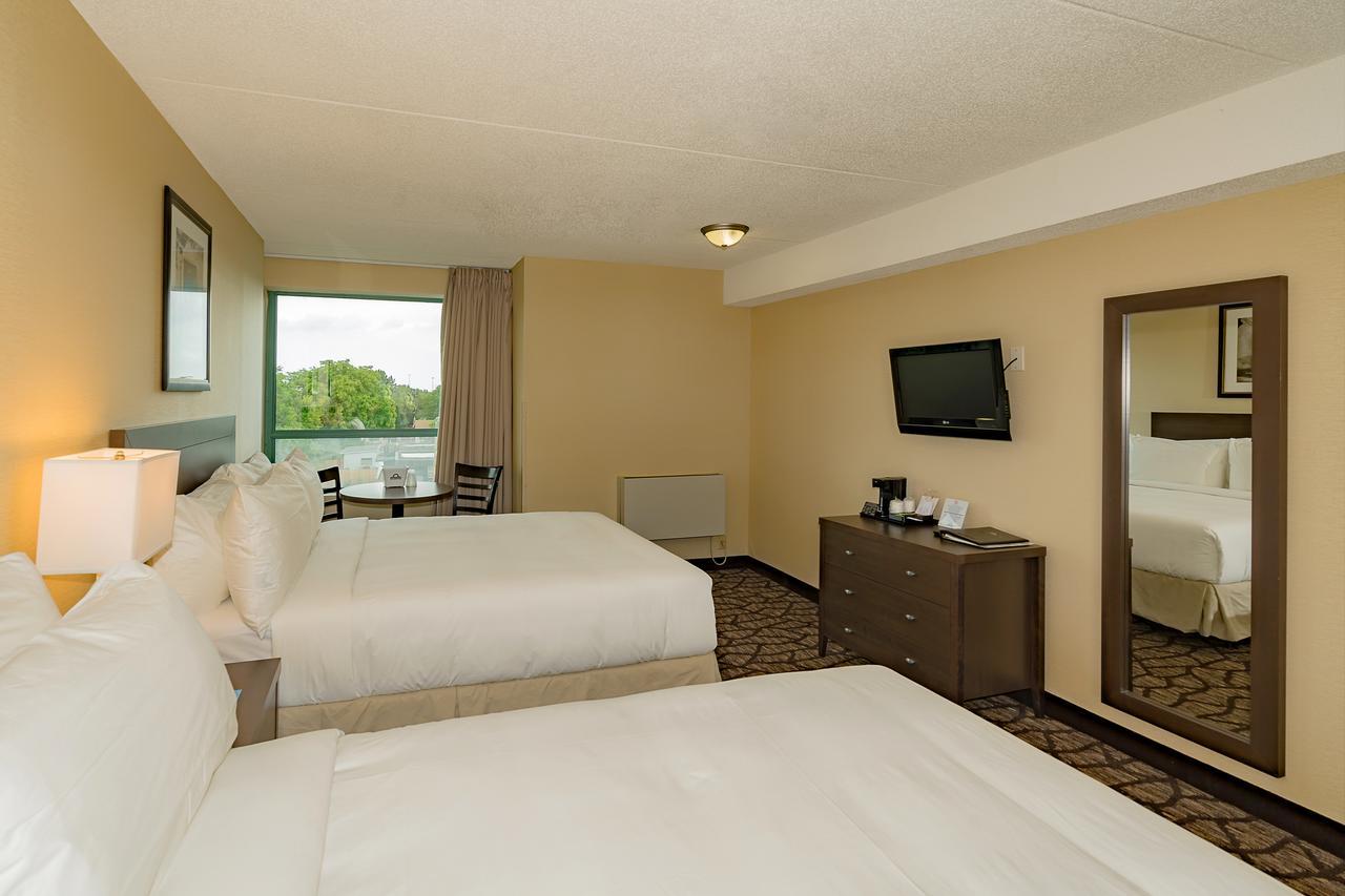 Days Inn By Wyndham Niagara Falls Lundys Lane Bagian luar foto