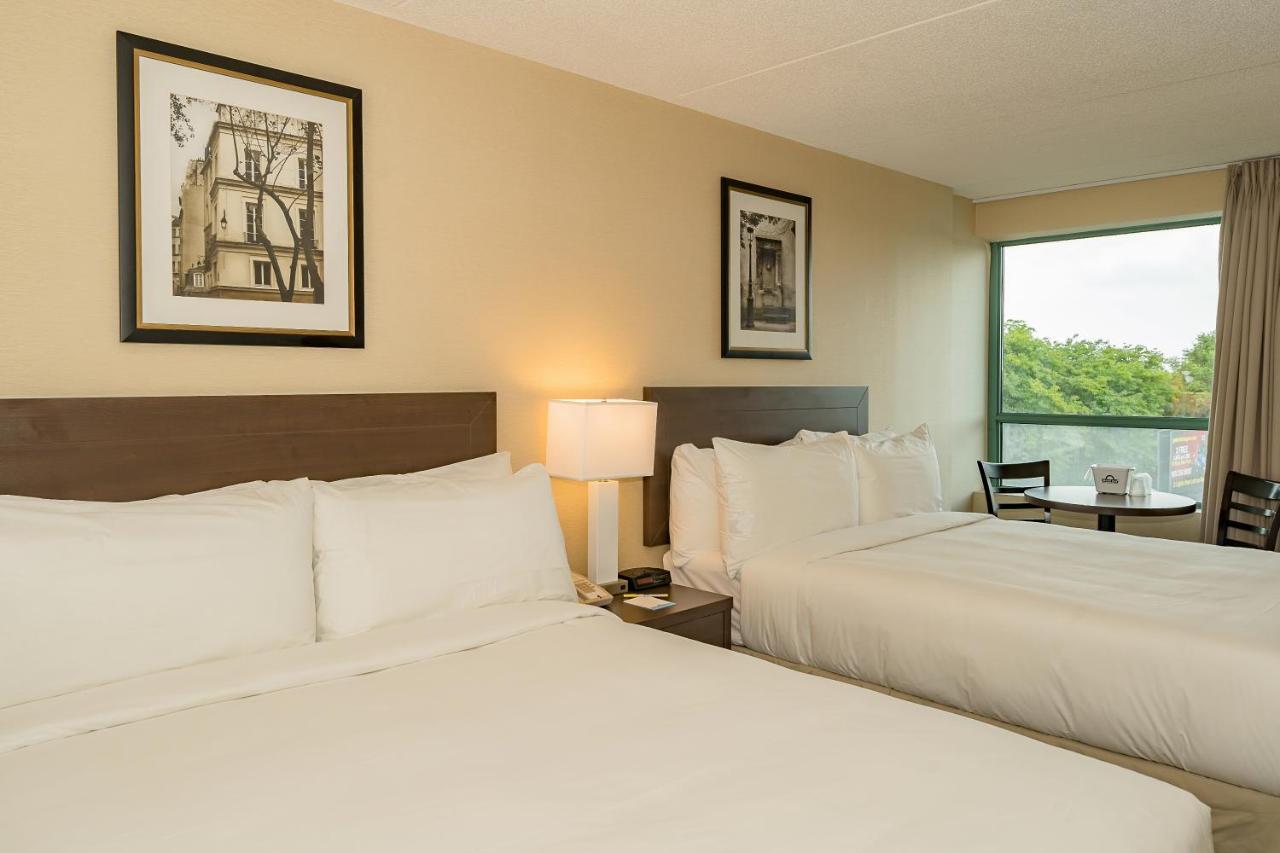 Days Inn By Wyndham Niagara Falls Lundys Lane Bagian luar foto